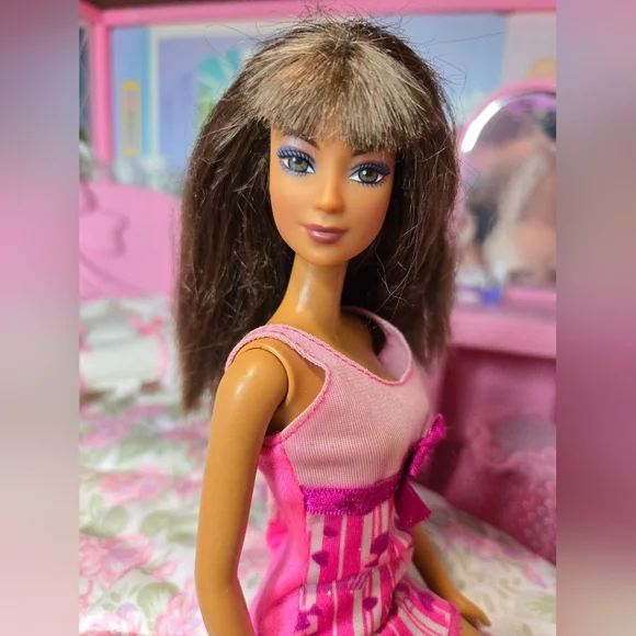 Barbie Kayla Fashion Fever - Jeux & Jouets